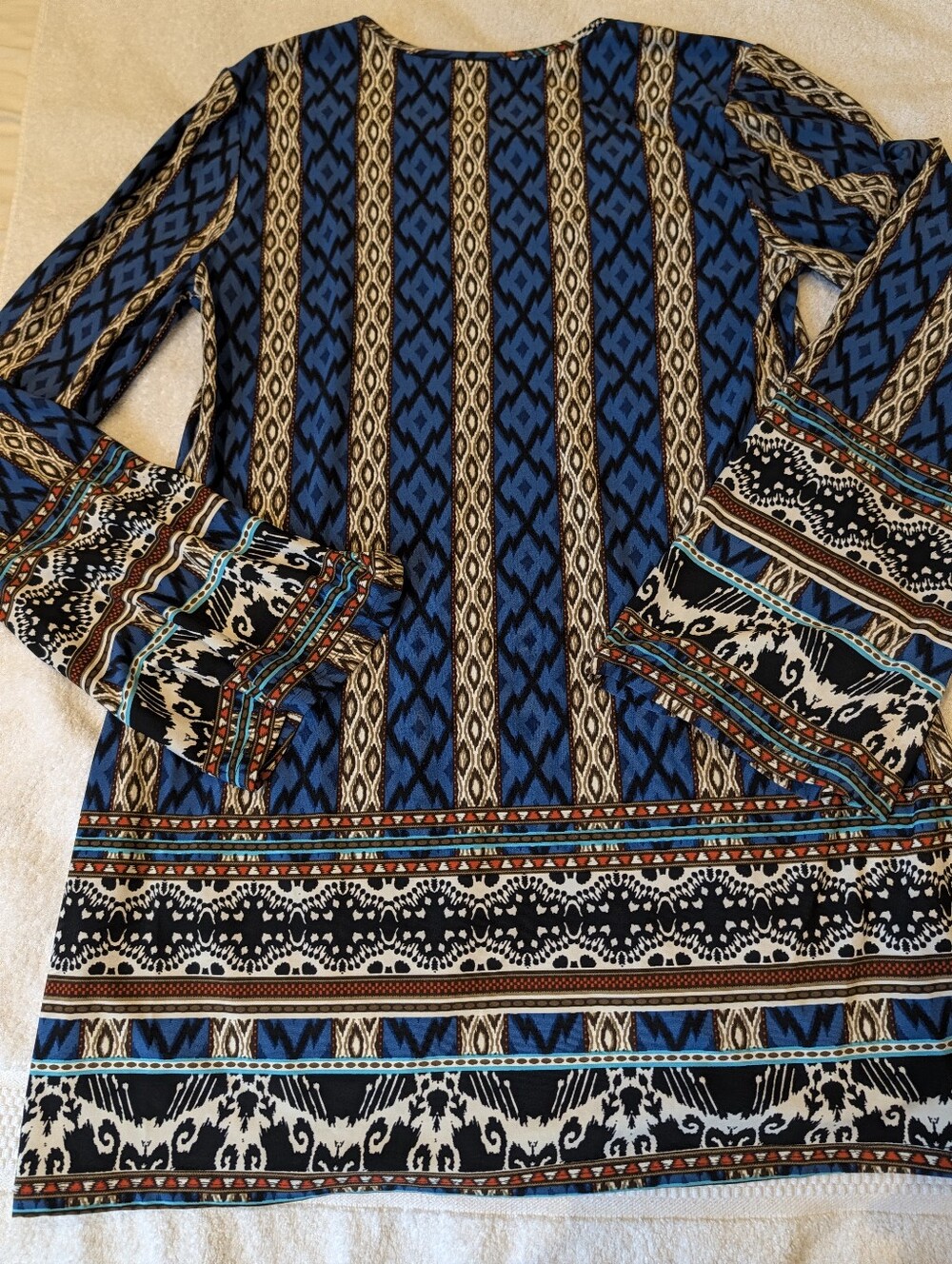 Suzy Shier Boho Geometric Ikat Shift Dress Tunic Bell Sleeve Blue Brown Size M - Picture 9 of 9